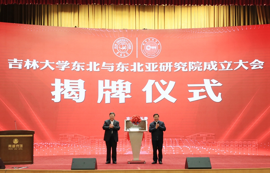//news.kuaimaoshipin.net/__local/3/69/6E/ECCBACD9755FB2466550D87B29E_267FC405_66A7F.jpg