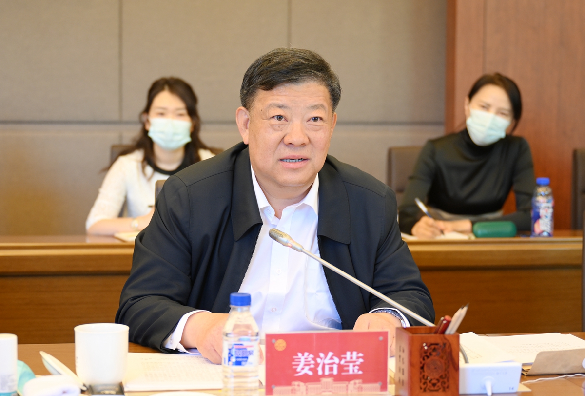 //news.kuaimaoshipin.net/__local/B/2D/62/33EE4E48C70419B8E63F7FD425C_94AB7BB9_86B24.jpg